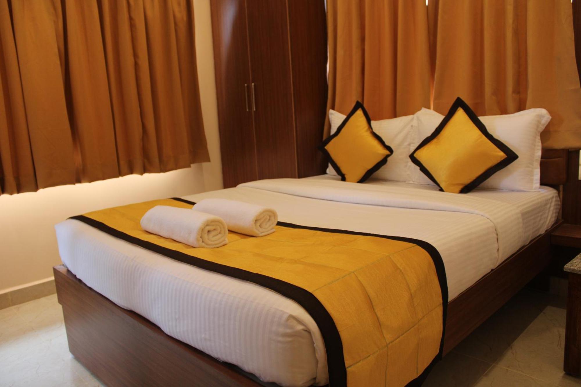Uj Pallazzio - Business Class Luxury Hotel Tiruvannāmalai Dış mekan fotoğraf
