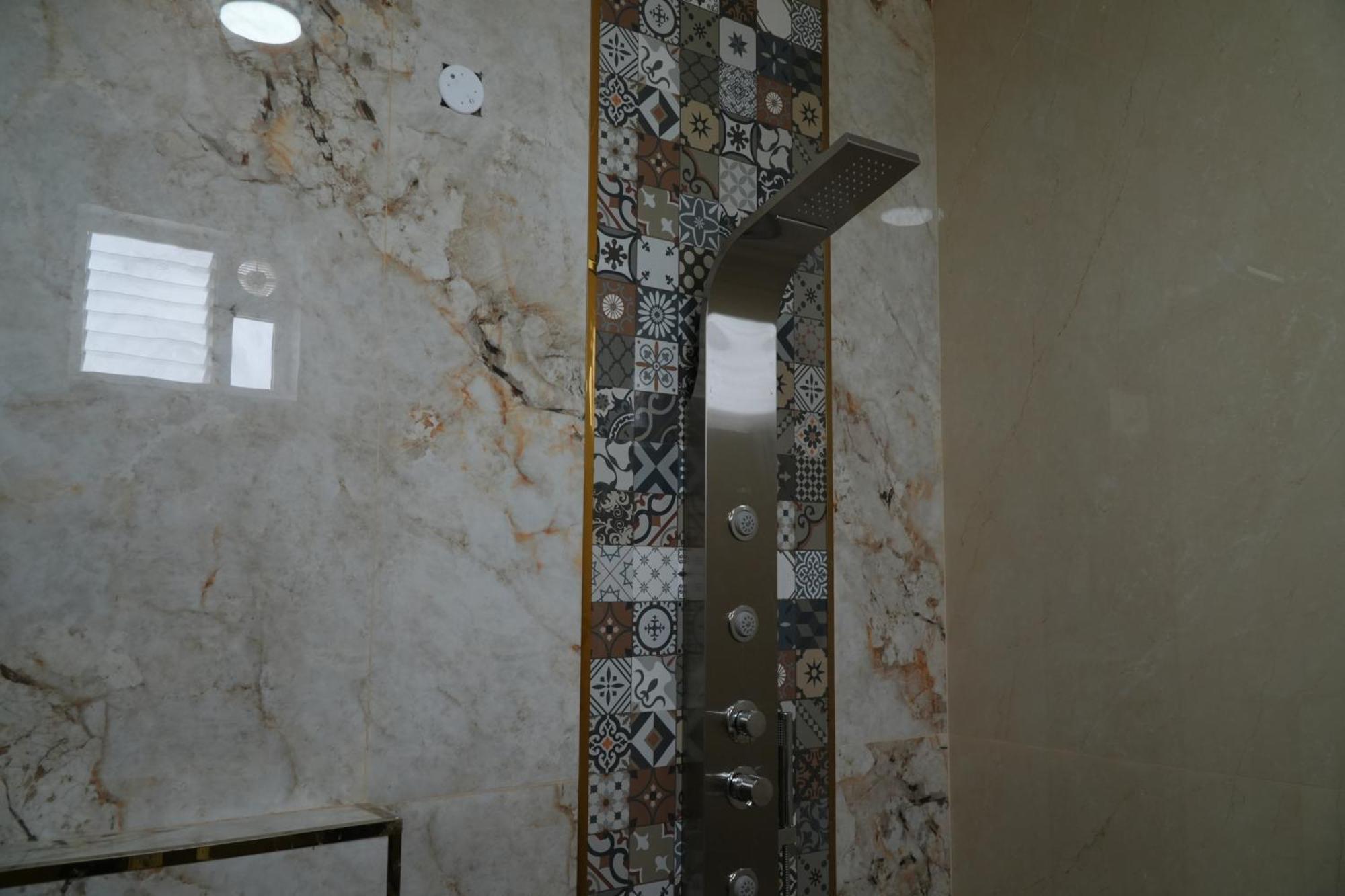 Uj Pallazzio - Business Class Luxury Hotel Tiruvannāmalai Dış mekan fotoğraf