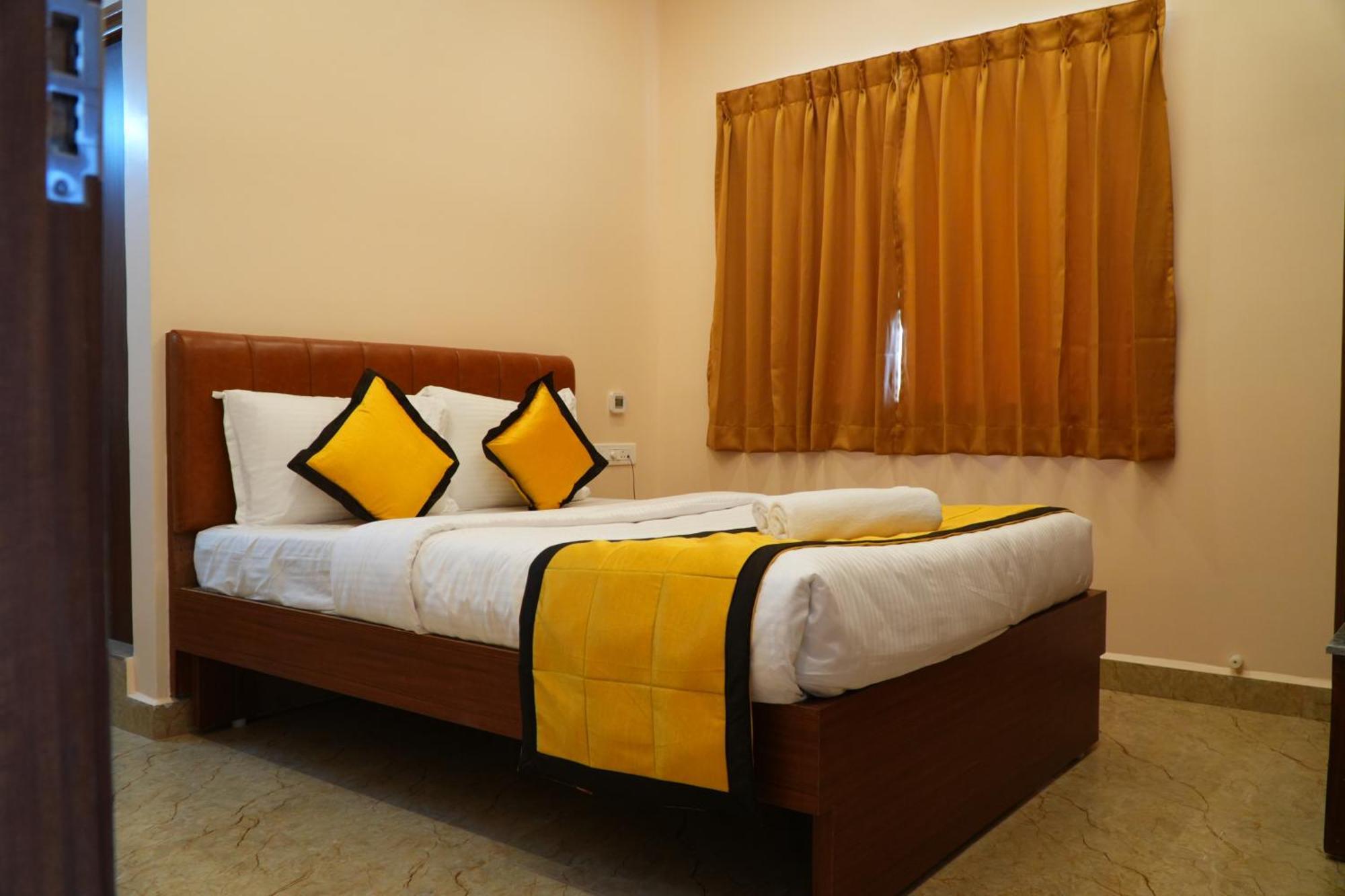 Uj Pallazzio - Business Class Luxury Hotel Tiruvannāmalai Dış mekan fotoğraf